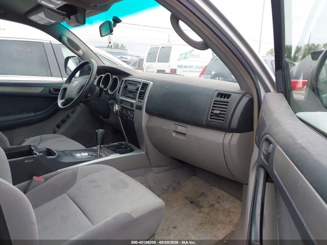Toyota 4Runner Sr5 V6