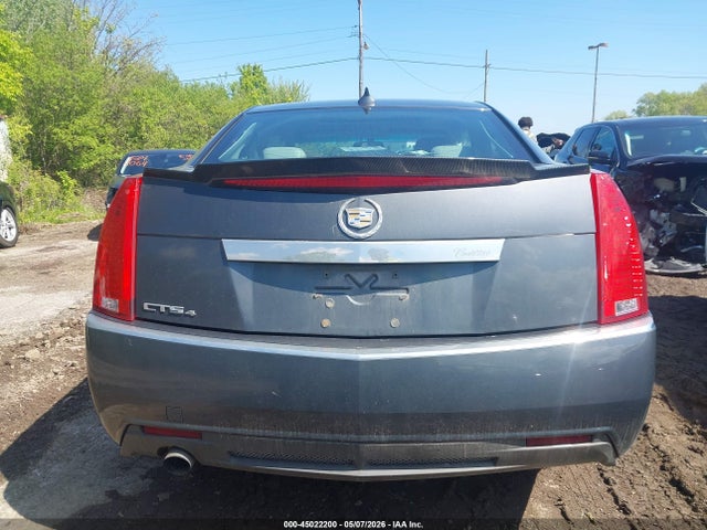 Cadillac CTS Standard