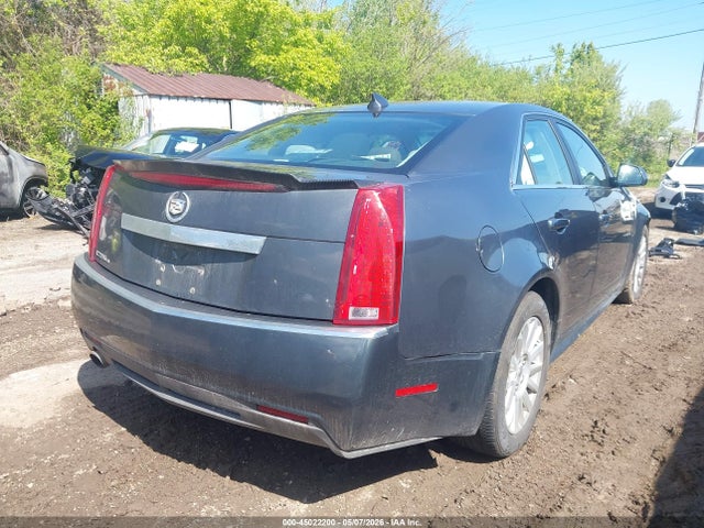 Cadillac CTS Standard