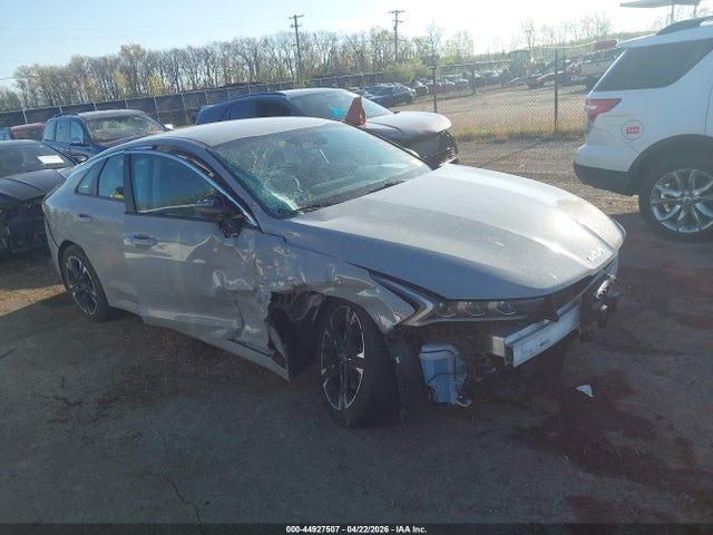 Salvage Kia K5 Image