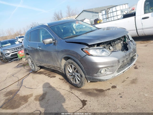 Salvage Nissan Rogue Image