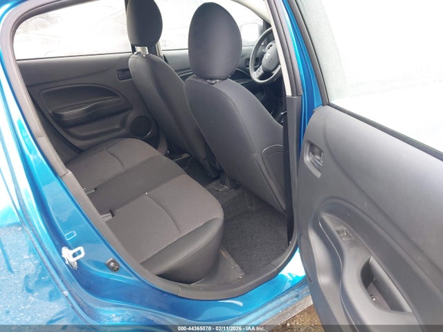 Mitsubishi Mirage Es