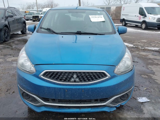 Mitsubishi Mirage Es