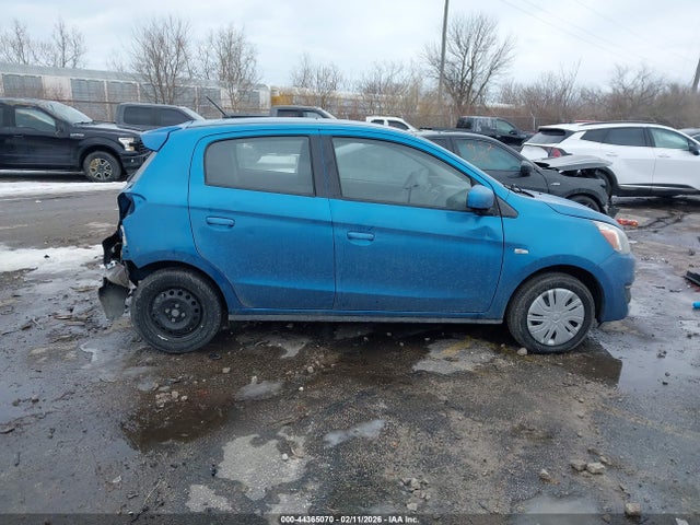 Mitsubishi Mirage Es