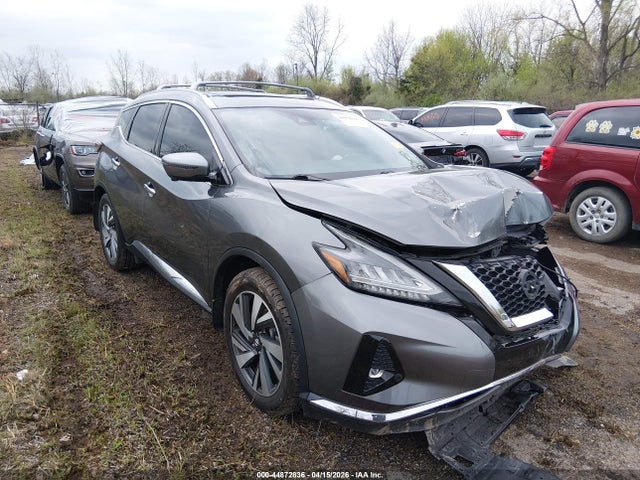 Salvage Nissan Murano Image