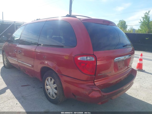 Chrysler Town & Country Touring