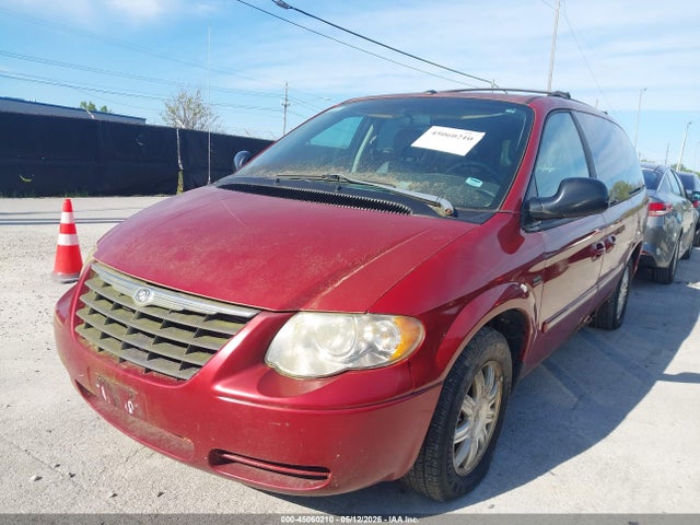 Chrysler Town & Country Touring