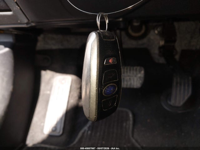 Subaru Legacy Premium