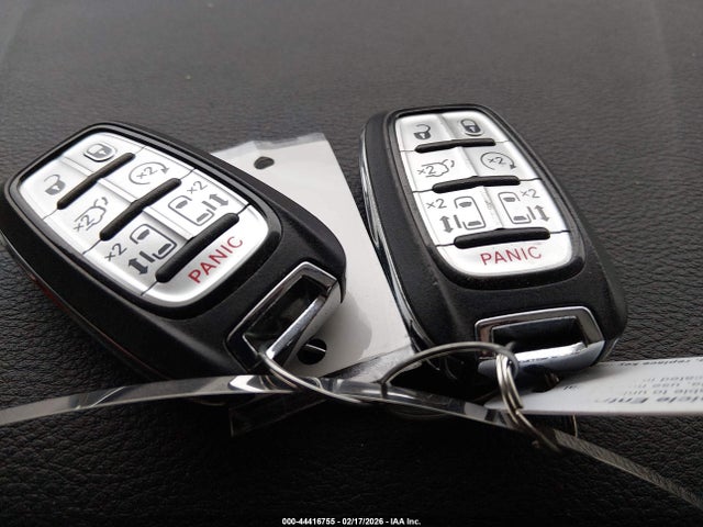 Chrysler Pacifica Limited