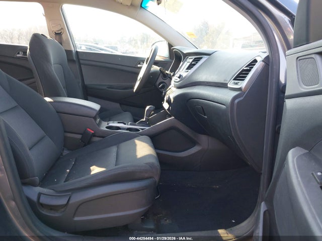 Hyundai TUCSON Se