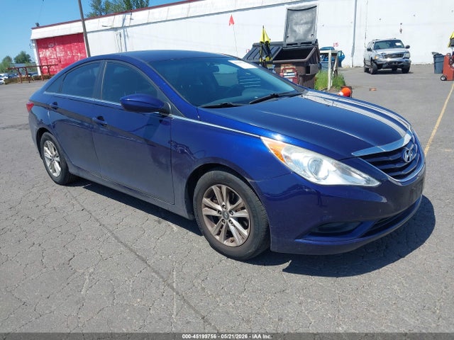 Salvage Hyundai SONATA Image