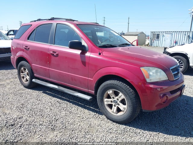 Salvage Kia Sorento Image