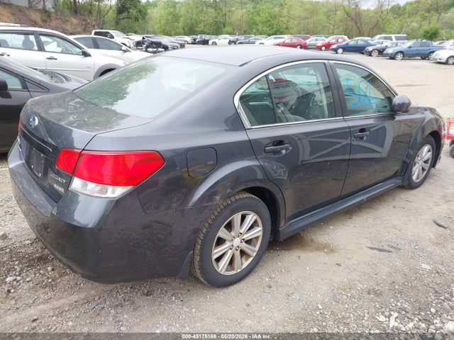 Subaru Legacy 2.5i Premium