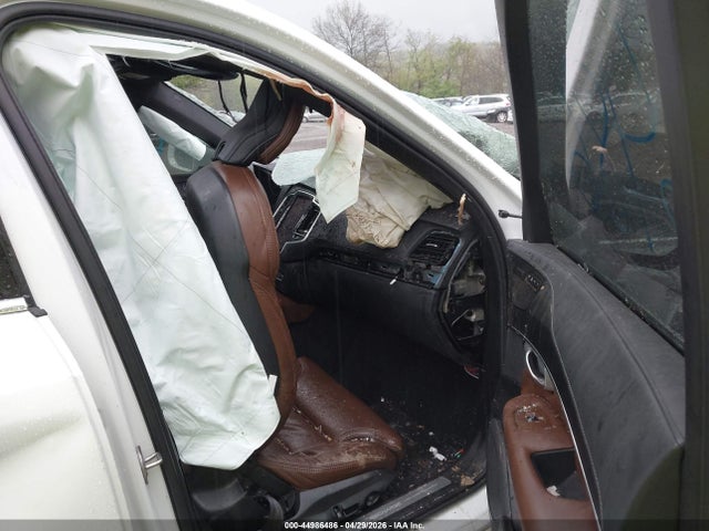 Volvo Xc90 Recharge Plug-in Hybrid T8 Ultimate Bright Theme 7-seater