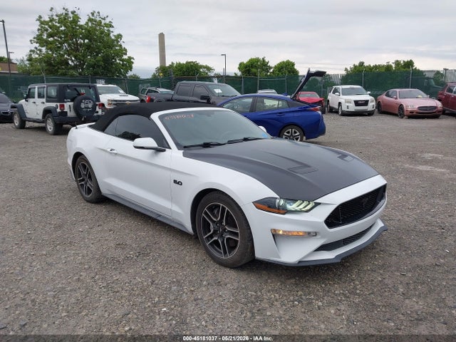 Salvage Ford Mustang Image
