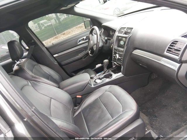 Ford Explorer Sport