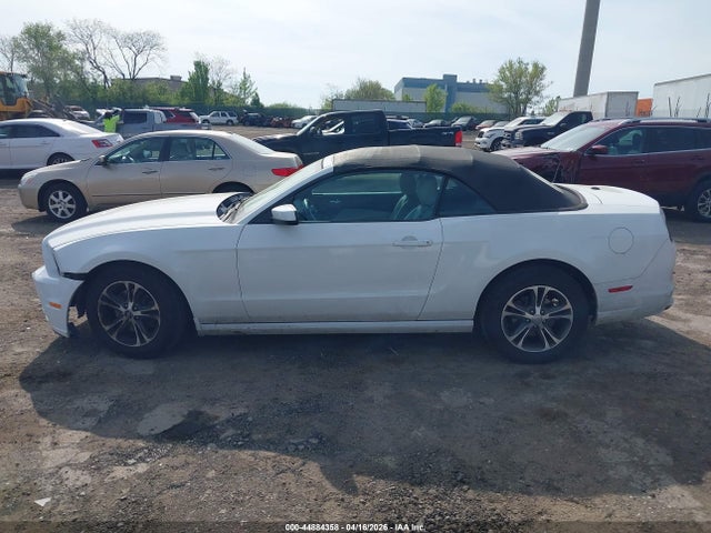 Ford Mustang V6 Premium