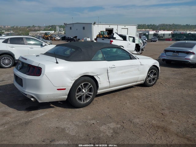 Ford Mustang V6 Premium