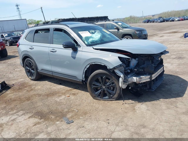 Salvage Honda CR-V Hybrid Image
