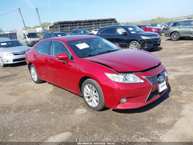 Salvage Lexus Es Image