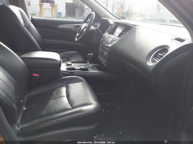 Nissan Pathfinder Sl