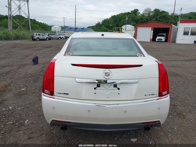 Cadillac CTS Standard