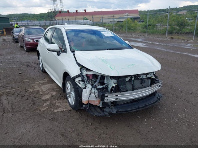 Salvage Toyota Corolla Image