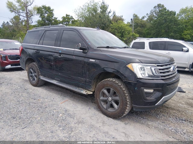 Salvage Ford Expedition Image