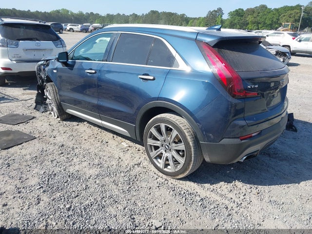 Cadillac XT4 Premium Luxury