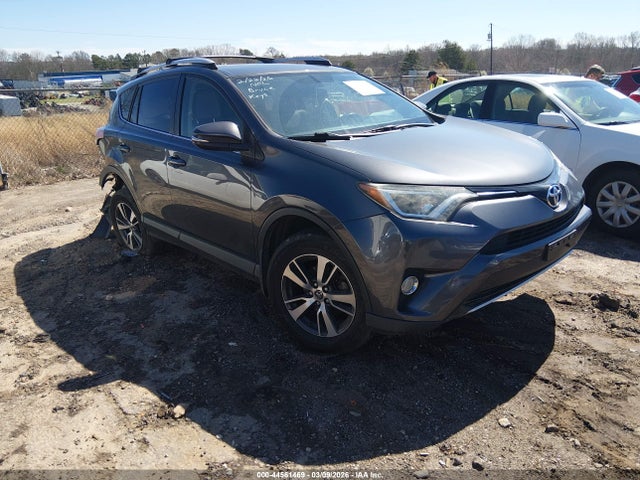Salvage Toyota RAV4 Image