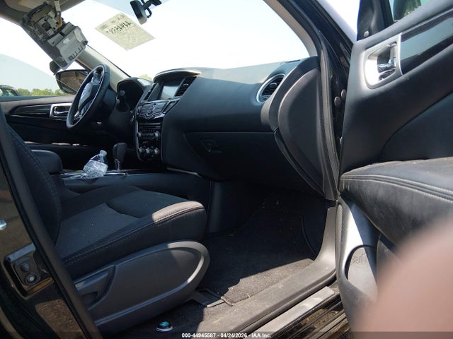 Nissan Pathfinder Sv 2wd