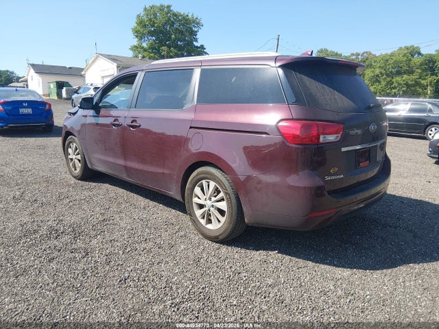 Kia Sedona Lx
