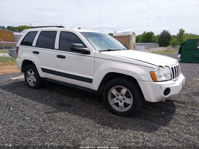 Salvage Jeep Grand Cherokee Image