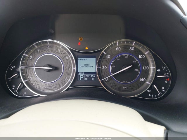 INFINITI Qx