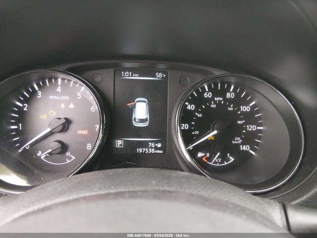 Nissan Rogue S