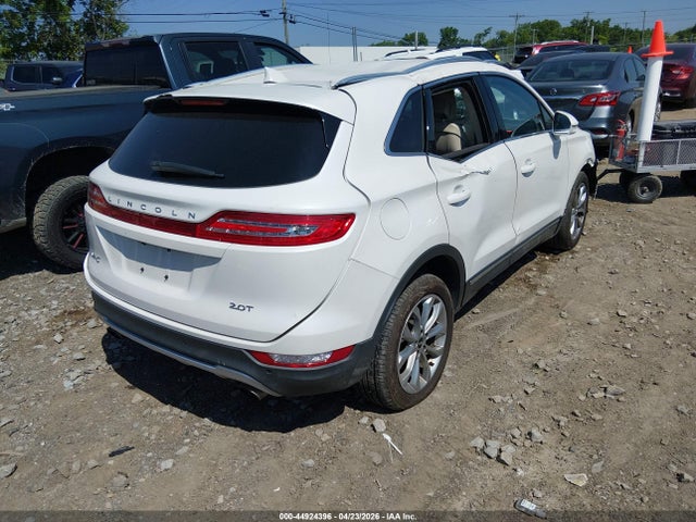 Lincoln MKC Select