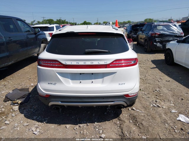 Lincoln MKC Select
