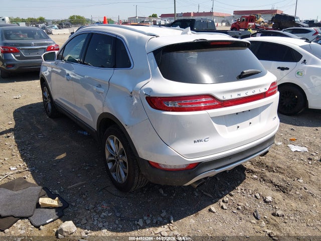 Lincoln MKC Select
