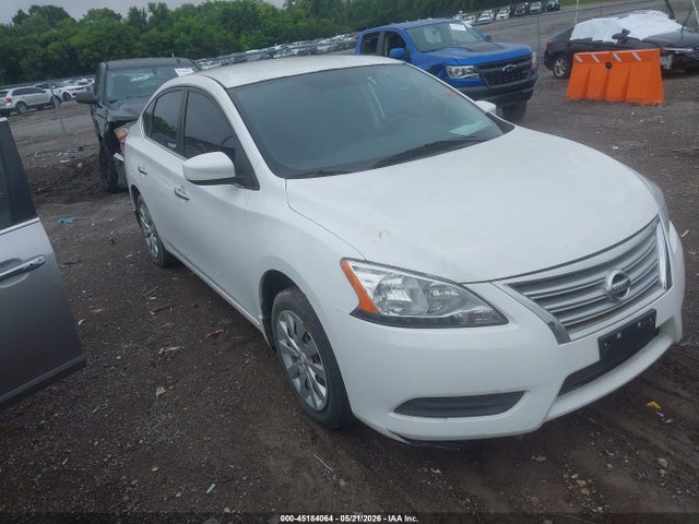 Salvage Nissan Sentra Image
