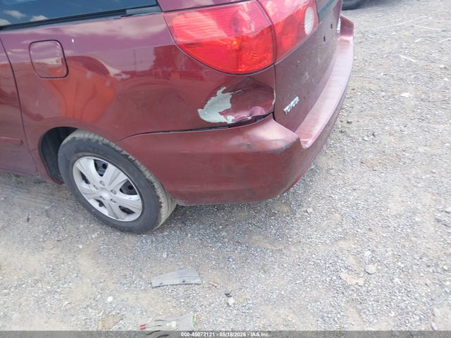 Toyota Sienna Ce