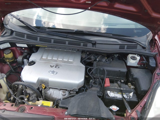 Toyota Sienna Ce