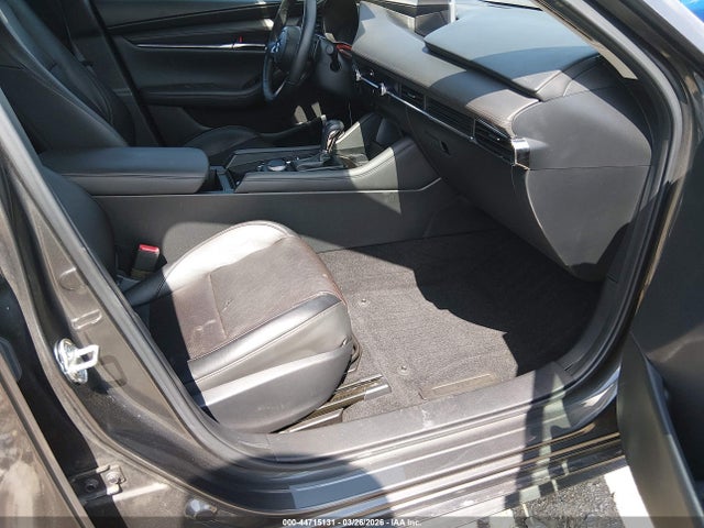 Mazda Mazda3 Premium Package
