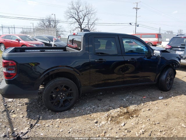 Ford Maverick Lariat