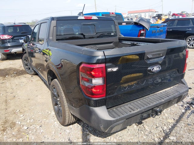 Ford Maverick Lariat