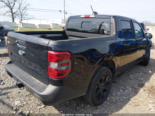 Ford Maverick Lariat