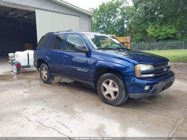 Salvage Chevrolet Trailblazer Image