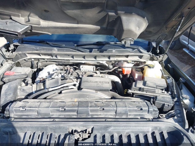 General Motors Sierra 2500HD Denali