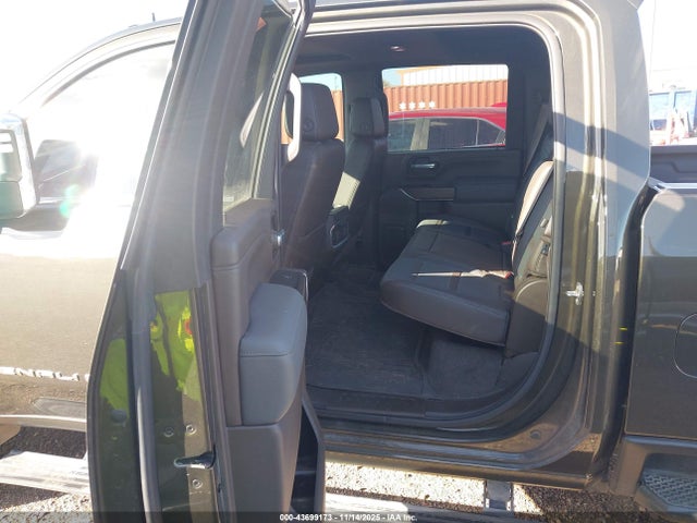 General Motors Sierra 2500HD Denali