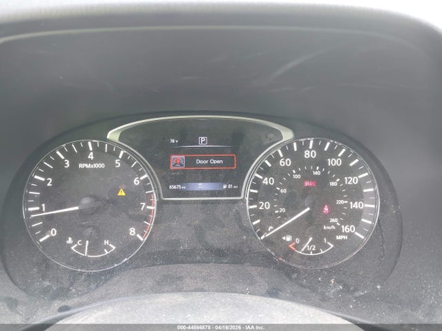 Nissan Pathfinder S