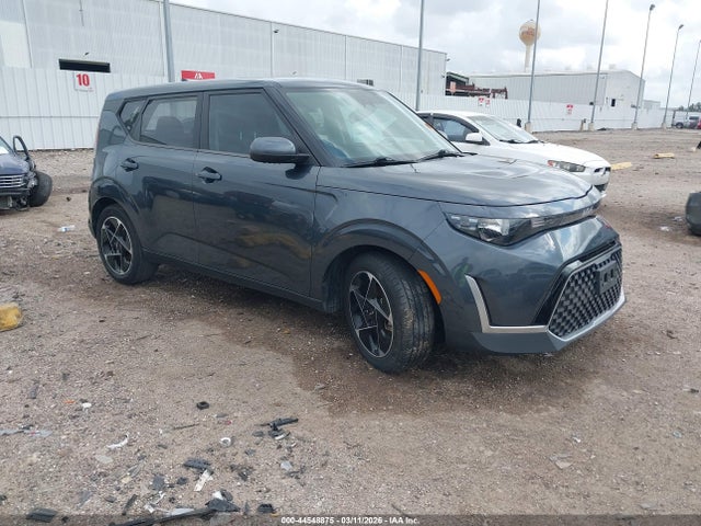 Salvage Kia Soul Image